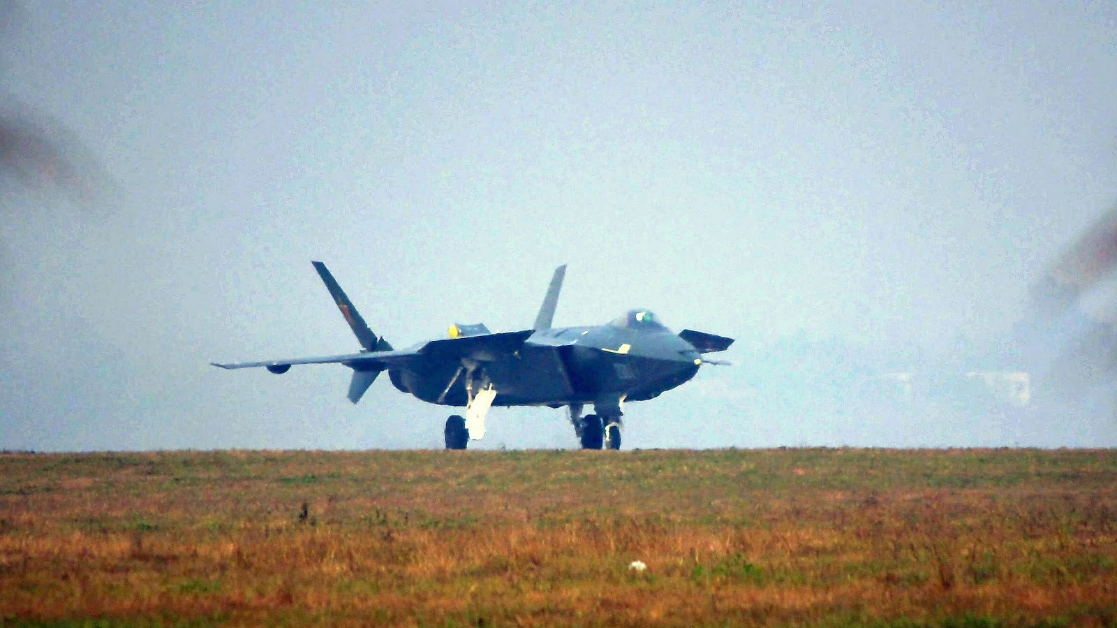 chengdu-j-20-blackeagle3.jpg