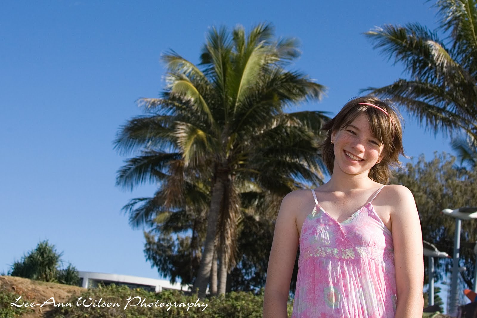 [Harmony+de+Rooy+Jones+copy.jpg]