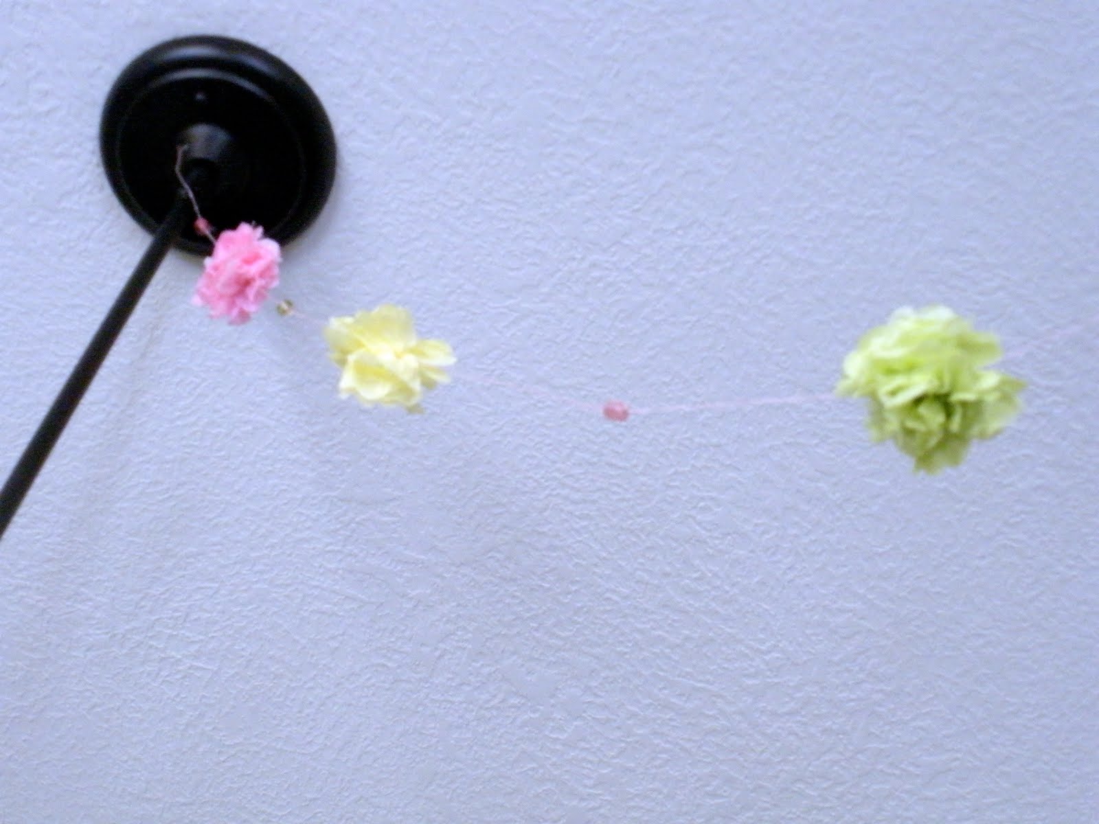 [fluffyflowergarland2.jpg]
