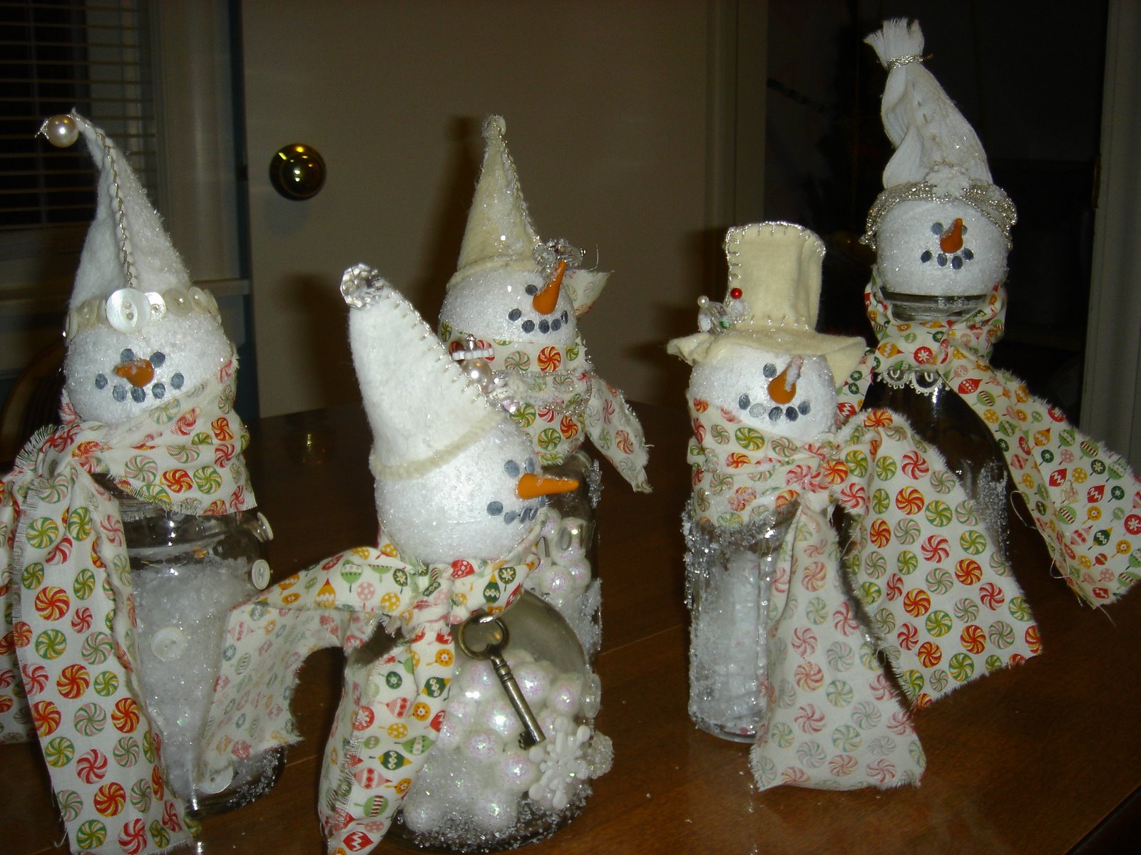 [Snowmen.JPG]