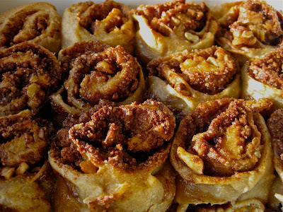 whole wheat cinnamon rolls