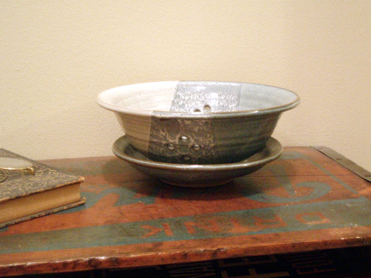 [sky+berry+bowl.jpg]