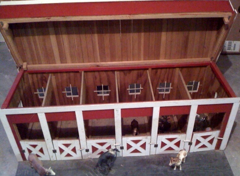 [barndollhouse1.jpg]