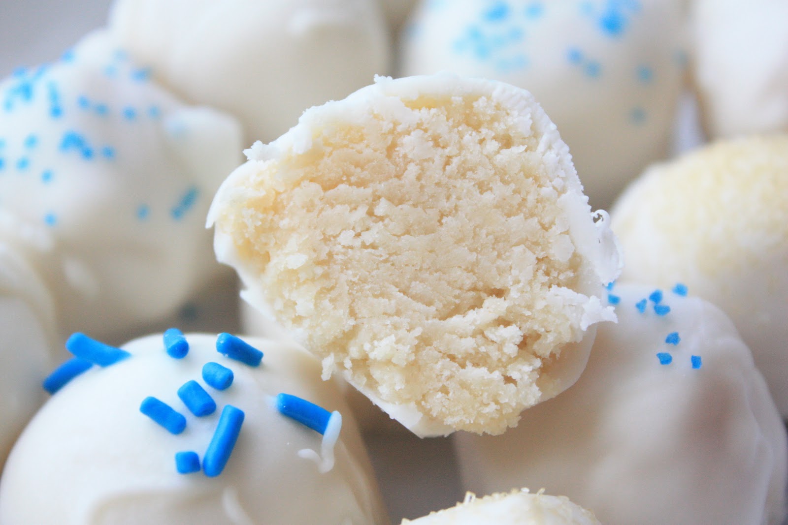 Munchkin Munchies: Sugar Cookie Truffles