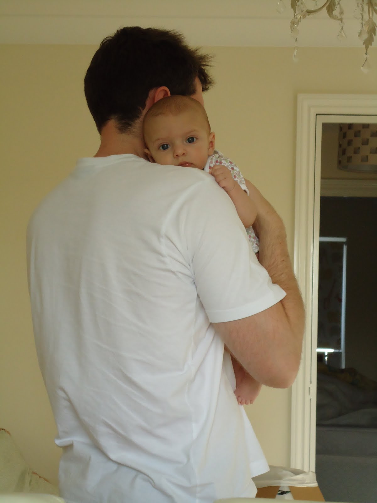 Baby Feeding Tips How important is make your baby burp after feed?