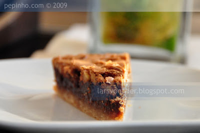 Tarta de chocolate, pecanas y sirope de lavanda (o arce)