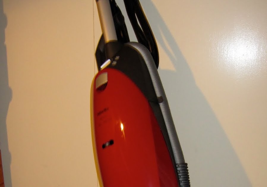 The CollectionReviews and Views of my vacuum collection A new vac