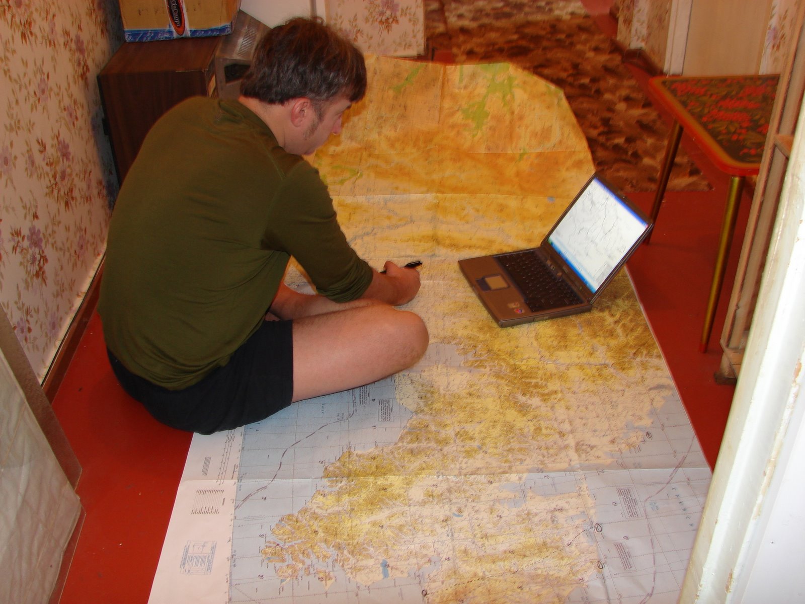 [Working+on+Maps+(2).JPG]