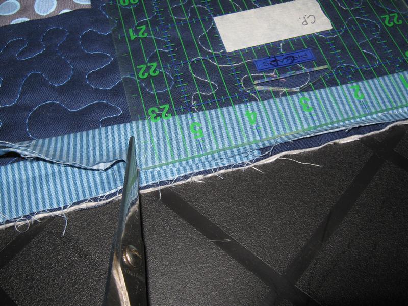 TheCuttingEdgeQuilt Joining Binding Strip Ends Tutorial