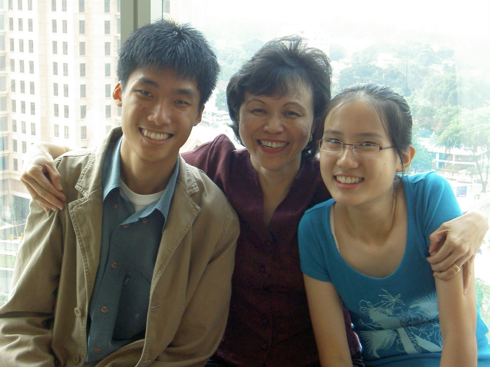 [PICT8833.JPG]