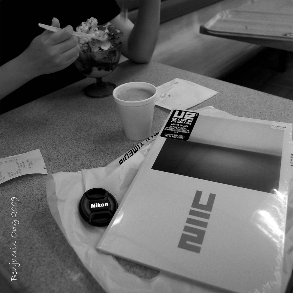 [u2+magazine.jpg]