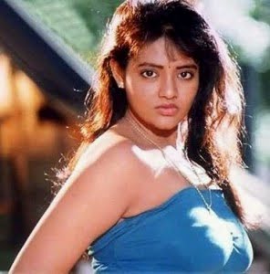 RENJITHA HOT PHOTOS