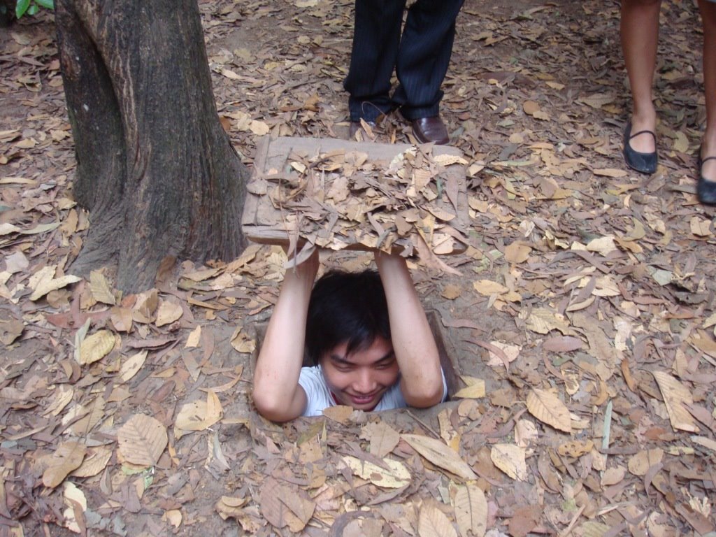 [12.JPG]