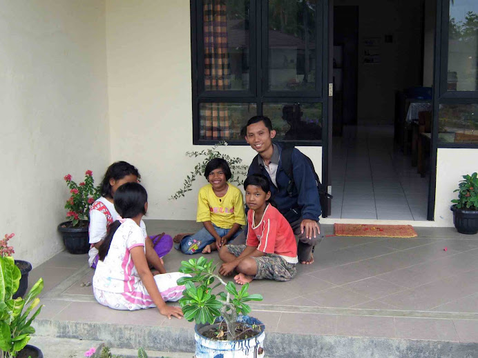 Aneuk Aceh Korban Tsunami