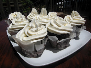 big sur bakery birthday cupcakes | simple pretty