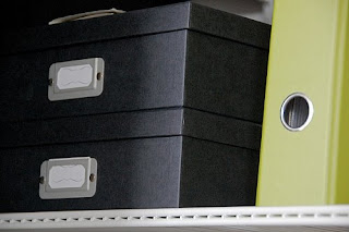 closet organization | simple pretty