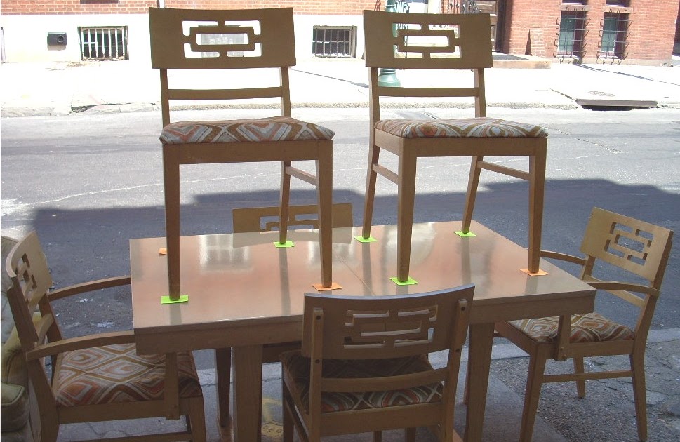 Uhuru Furniture & Collectibles Classic 1950s Limed Oak Dining Room Set