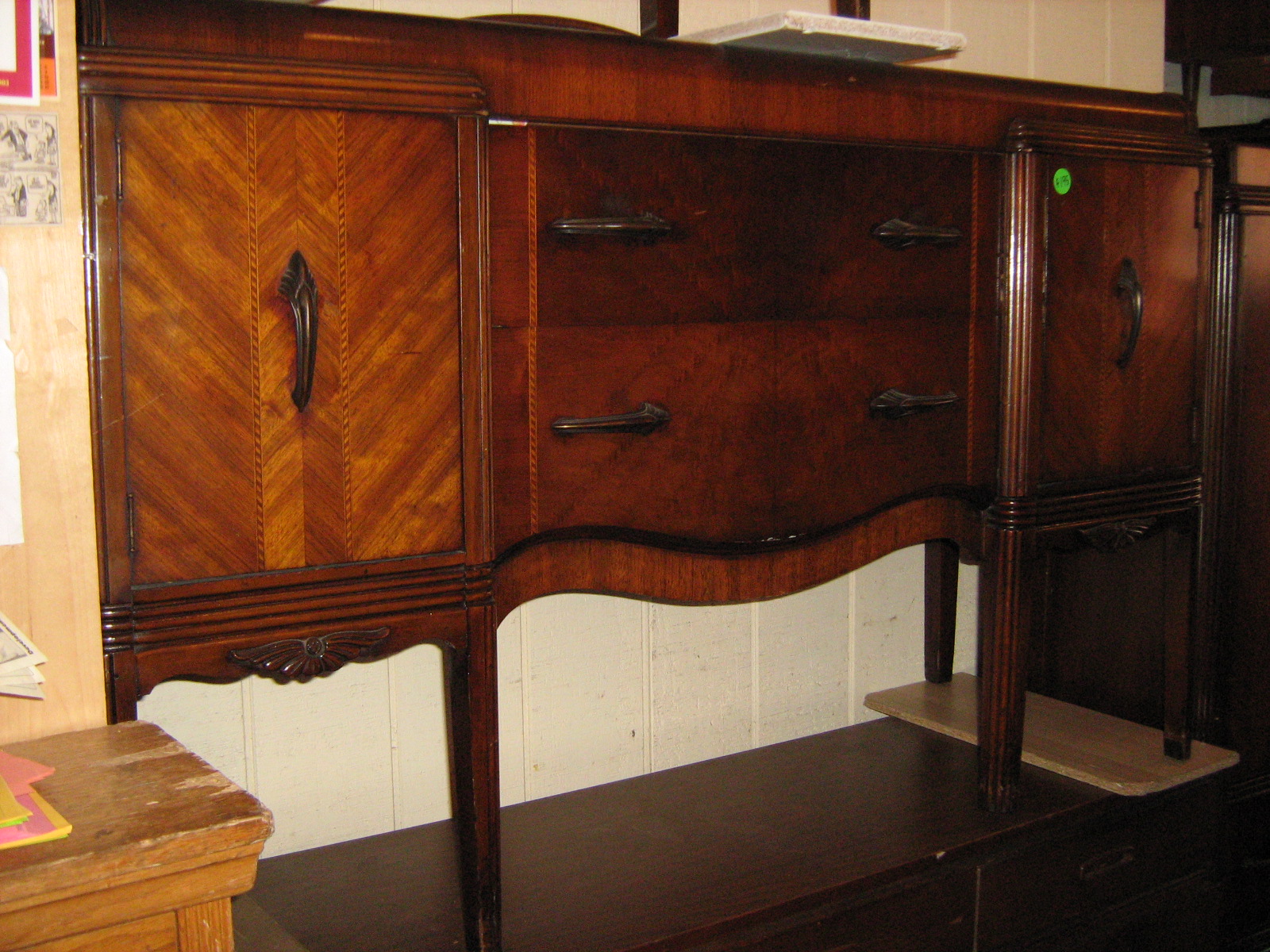 [DiningSet+Waterfall2.JPG]