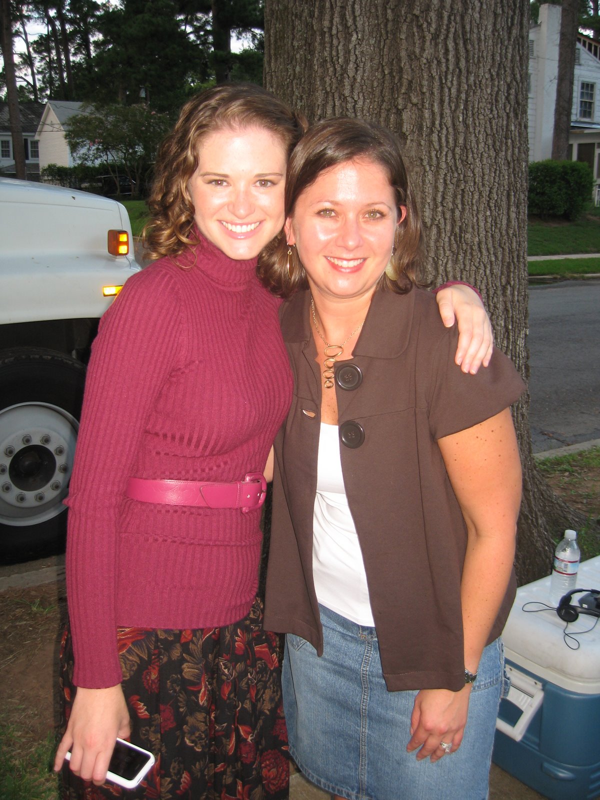 [Nancy+and+Sara+3.jpg]