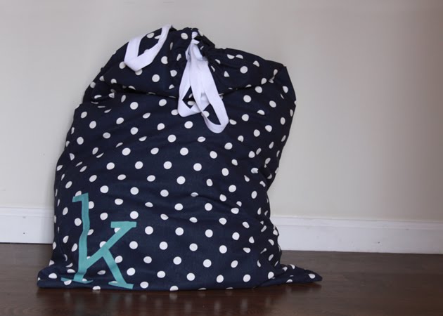 Cute Laundry Bags my pretties: laundry bag meet the seam ripper. Cute Laundry Bags my pretties: laundry bag meet the seam ripper.