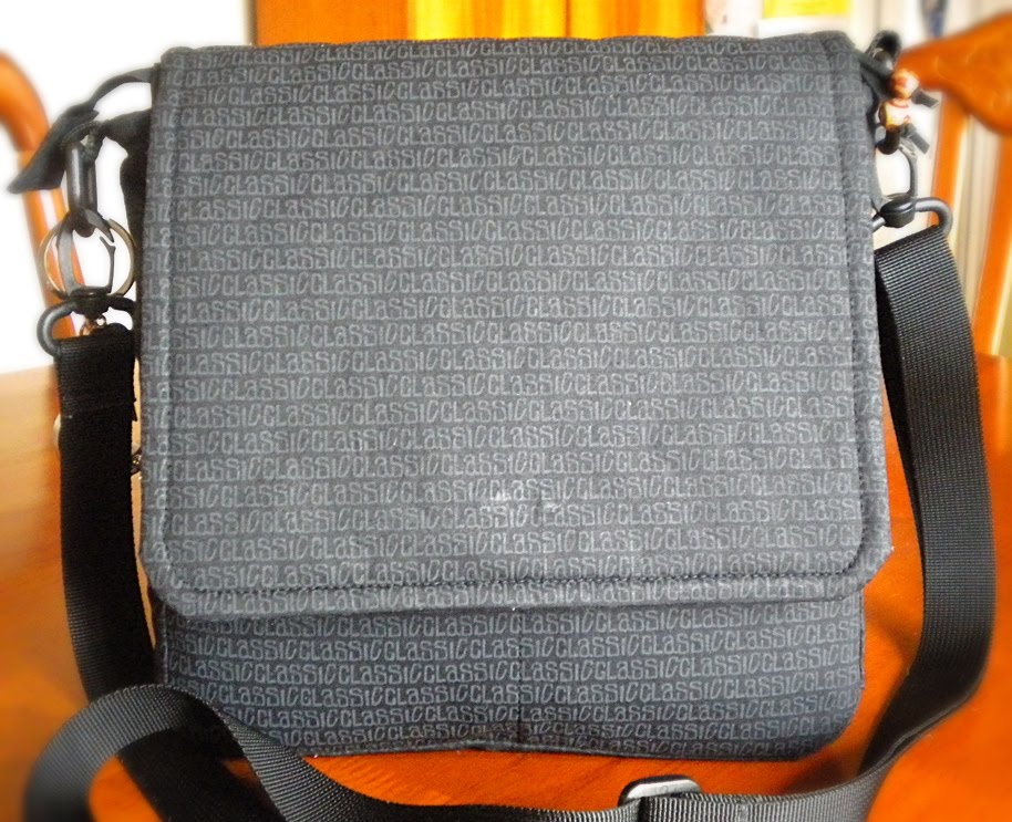 Heart of Mary CLASSIC Mini Messenger Bag