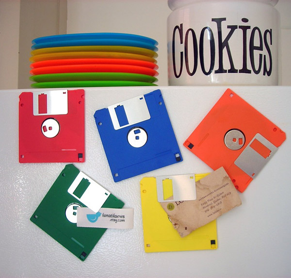 ideasthai ไอเดีย Floppy Disk Fridge จาก