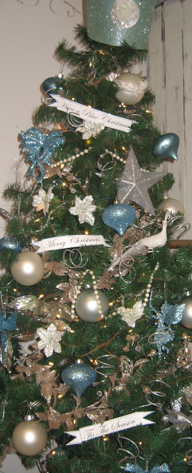 How To Use Christmas Tree Fillers at Michael Allan blog