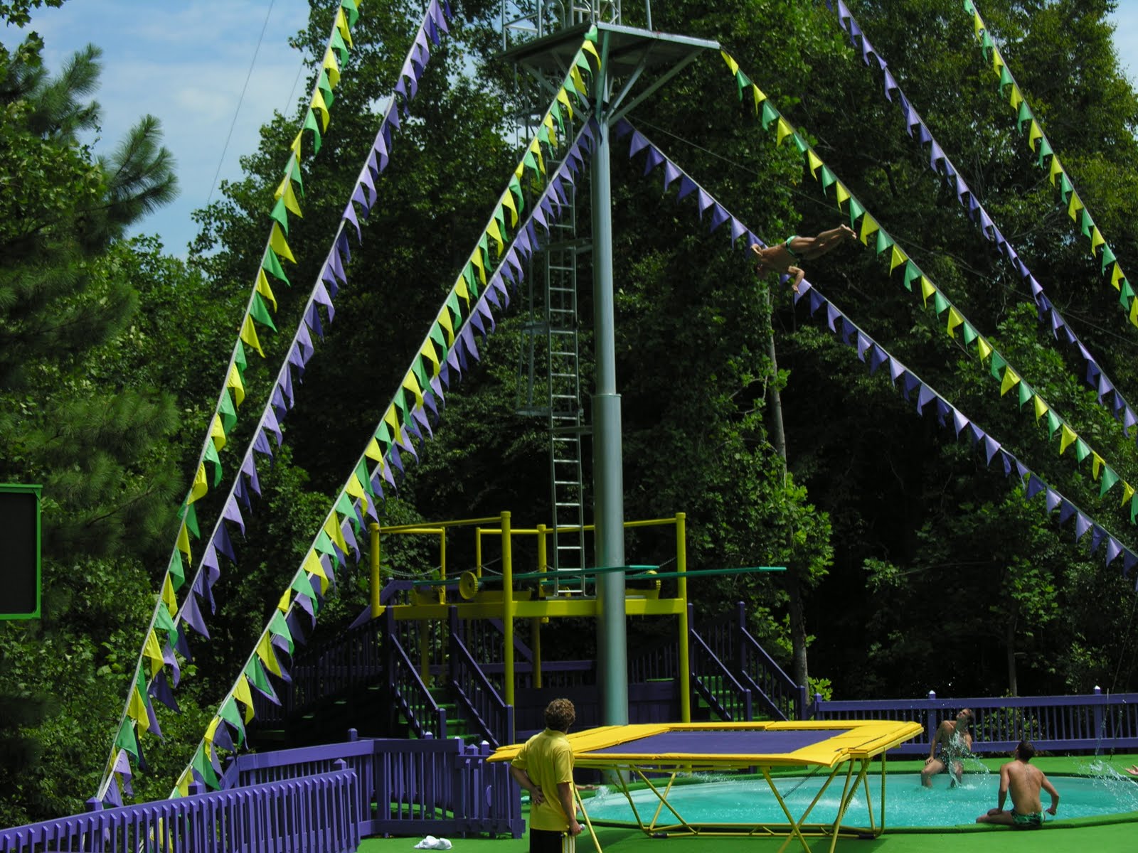 Caementarius Corner Water Country USA Divers Williamsburg