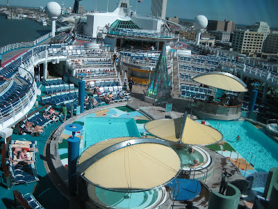 RCCL - Voyager Of The Seas