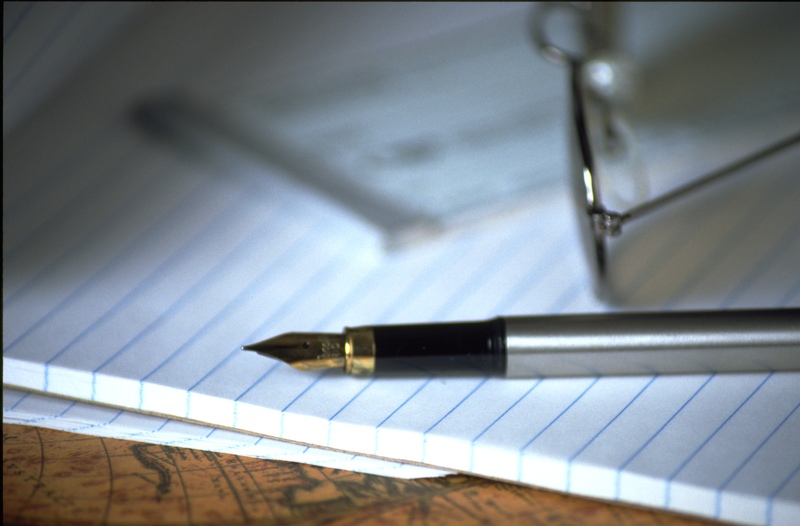 Paper Pen Images