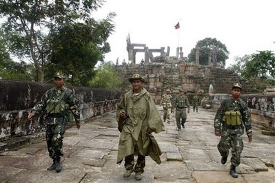 cambodian soldiers
