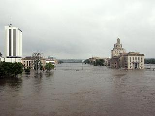 [cedar-rapids-flood2.jpg]