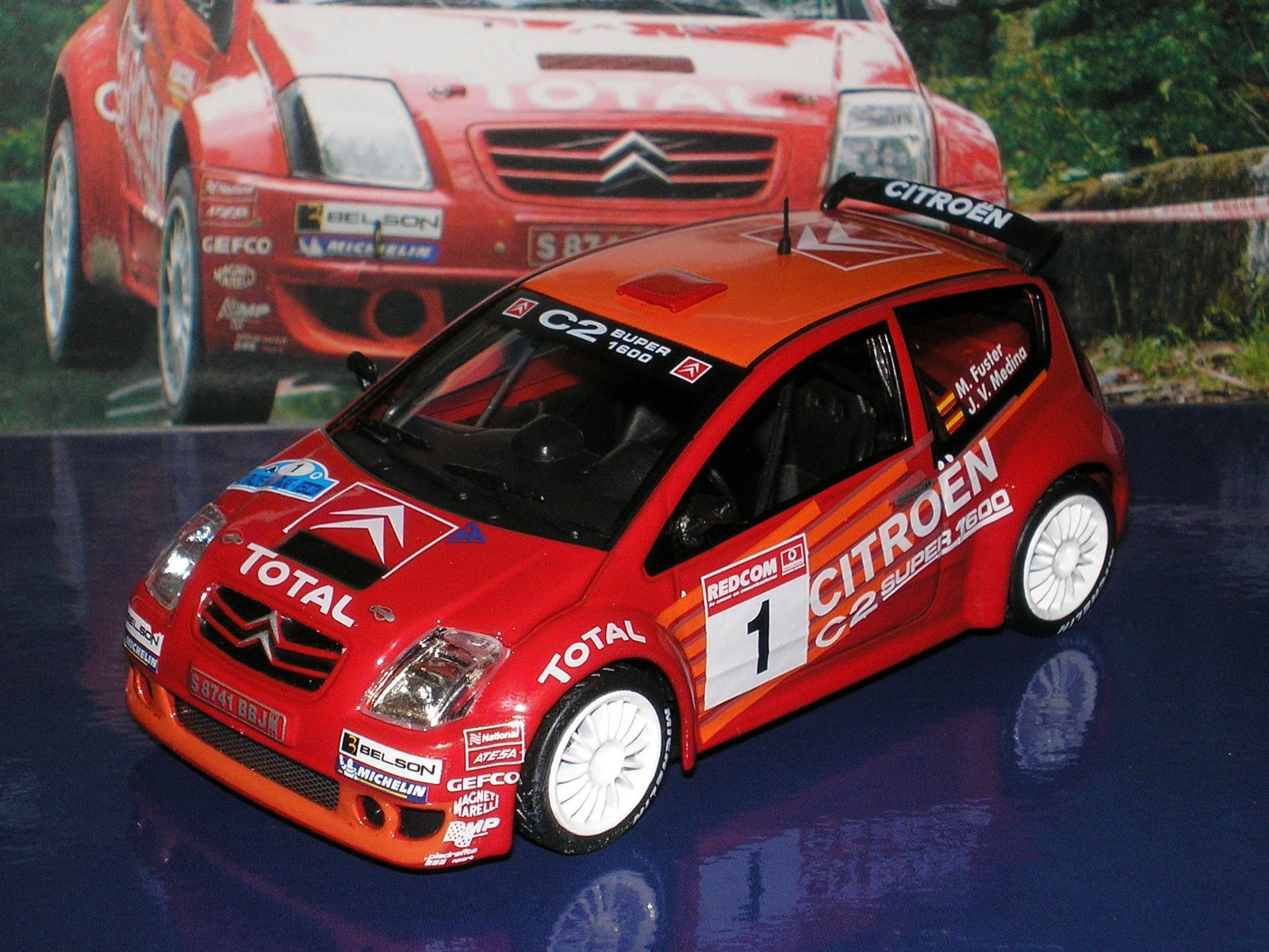 [CitroenC22004a.JPG]