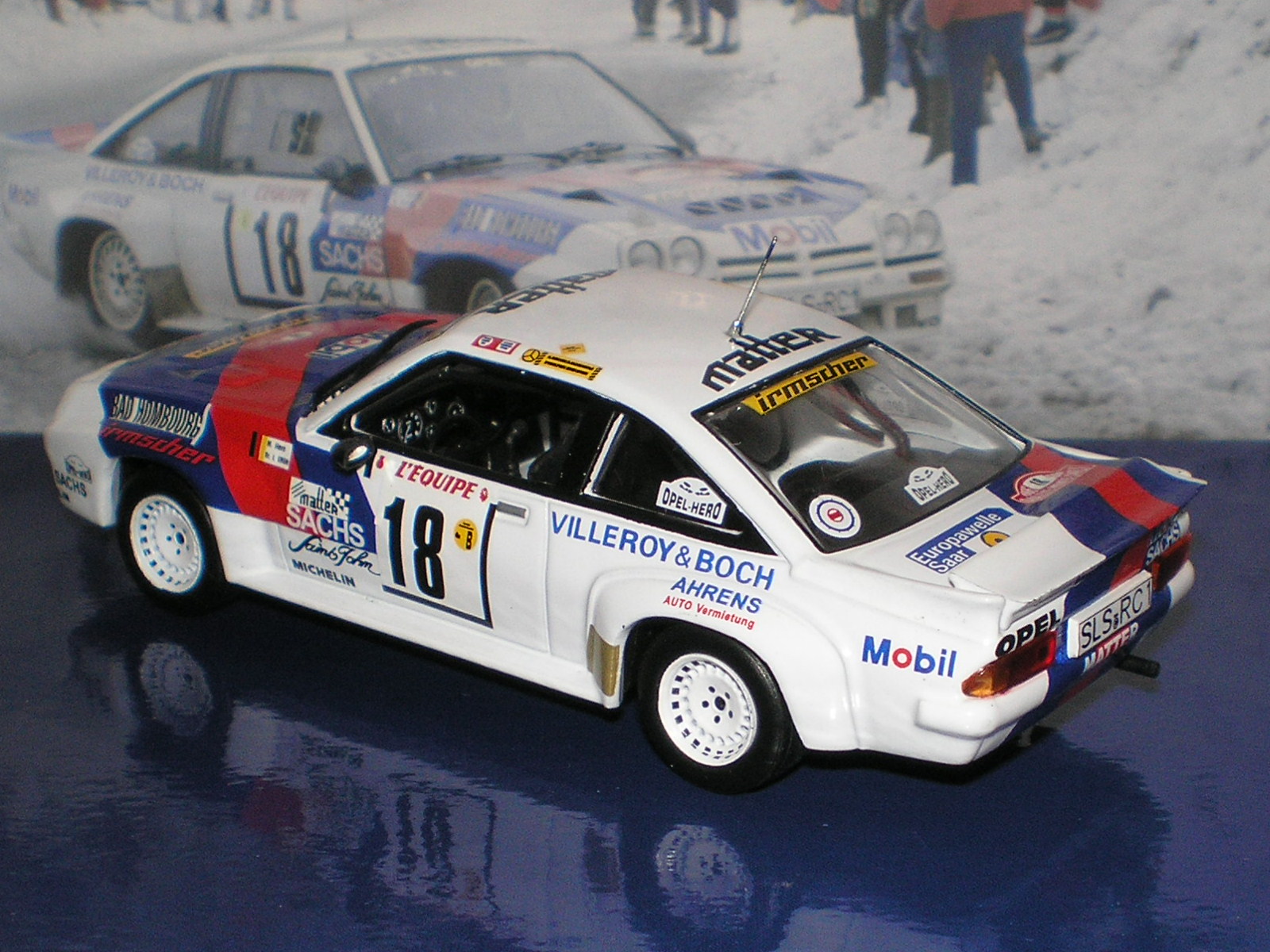 [OpelManta400b.JPG]