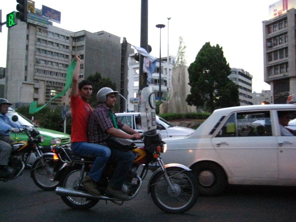 [Iran007.JPG]