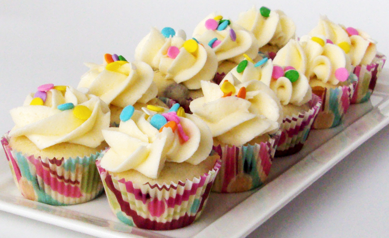 Leanne bakes Chocolate Chip Cupcakes