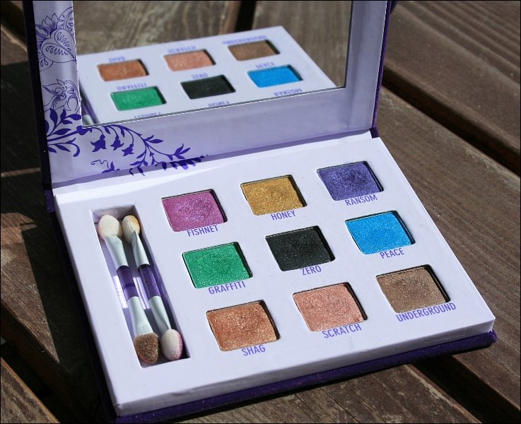 [UDDeluxe_small.jpg]