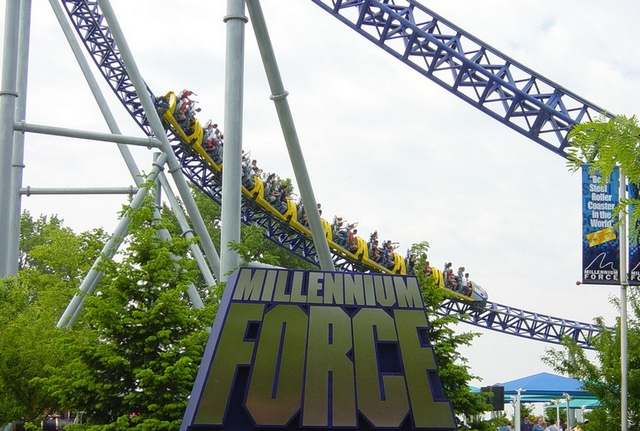 [Millenium-Force+Roller+Coaster+(1).jpg]