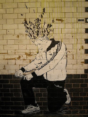 பேங்க்ஸி--வரைந்த "தெருவோர ஓவியங்கள்" - அட்டகாசமான ஓவியங்கள்... - Page 2 Banksy+Street+Art+Photos+%2810%29