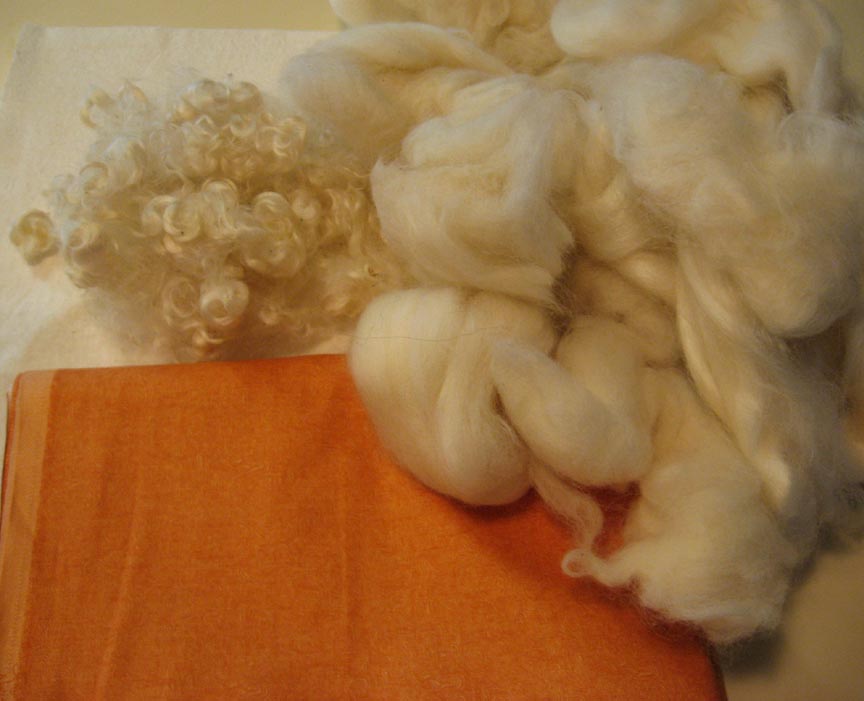 [fabric+and+roving+for+fg+piece.jpg]