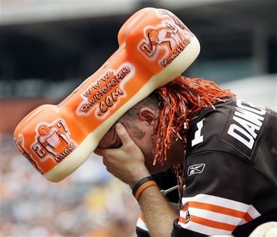 [cleveland-browns-fan-crying.jpg]