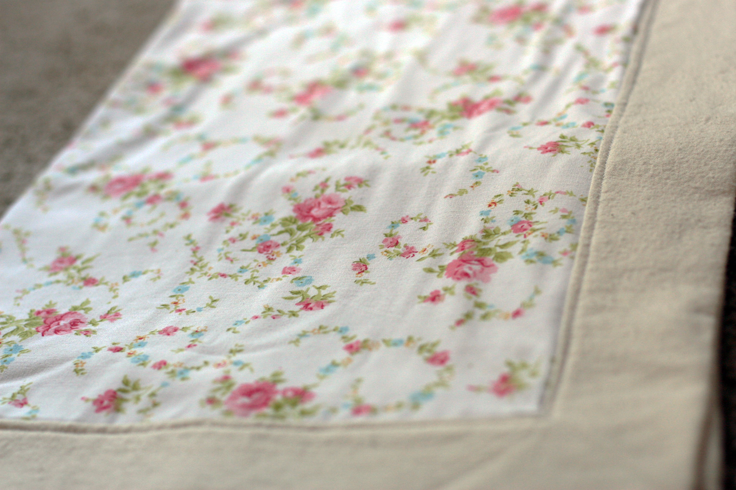 [thomasblanketsans.jpg]