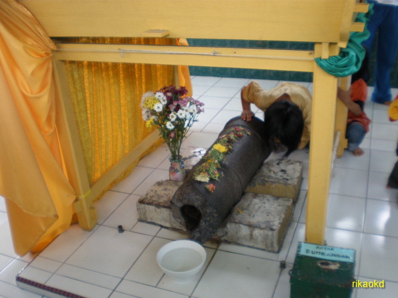 [PA050118-mark.jpg]