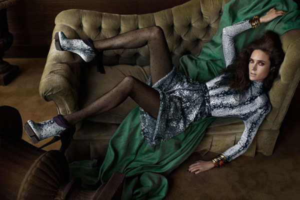 [Balenciaga-Fall-Winter-2009-.-2010-Ad-Campaign5.jpg]