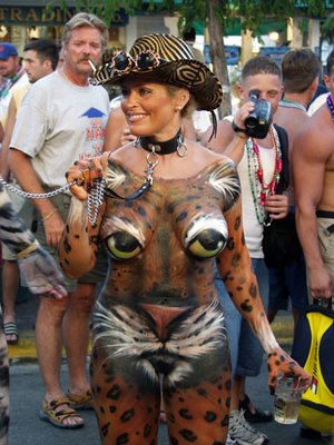 Women+body+painting+festival