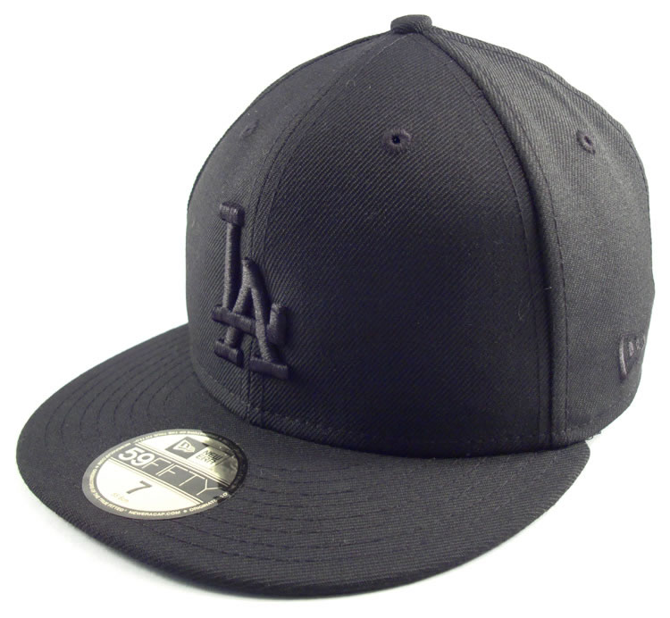 [New_Era_Cap_Black_on_Black_Los_Angeles_Dodgers_Black.jpg]