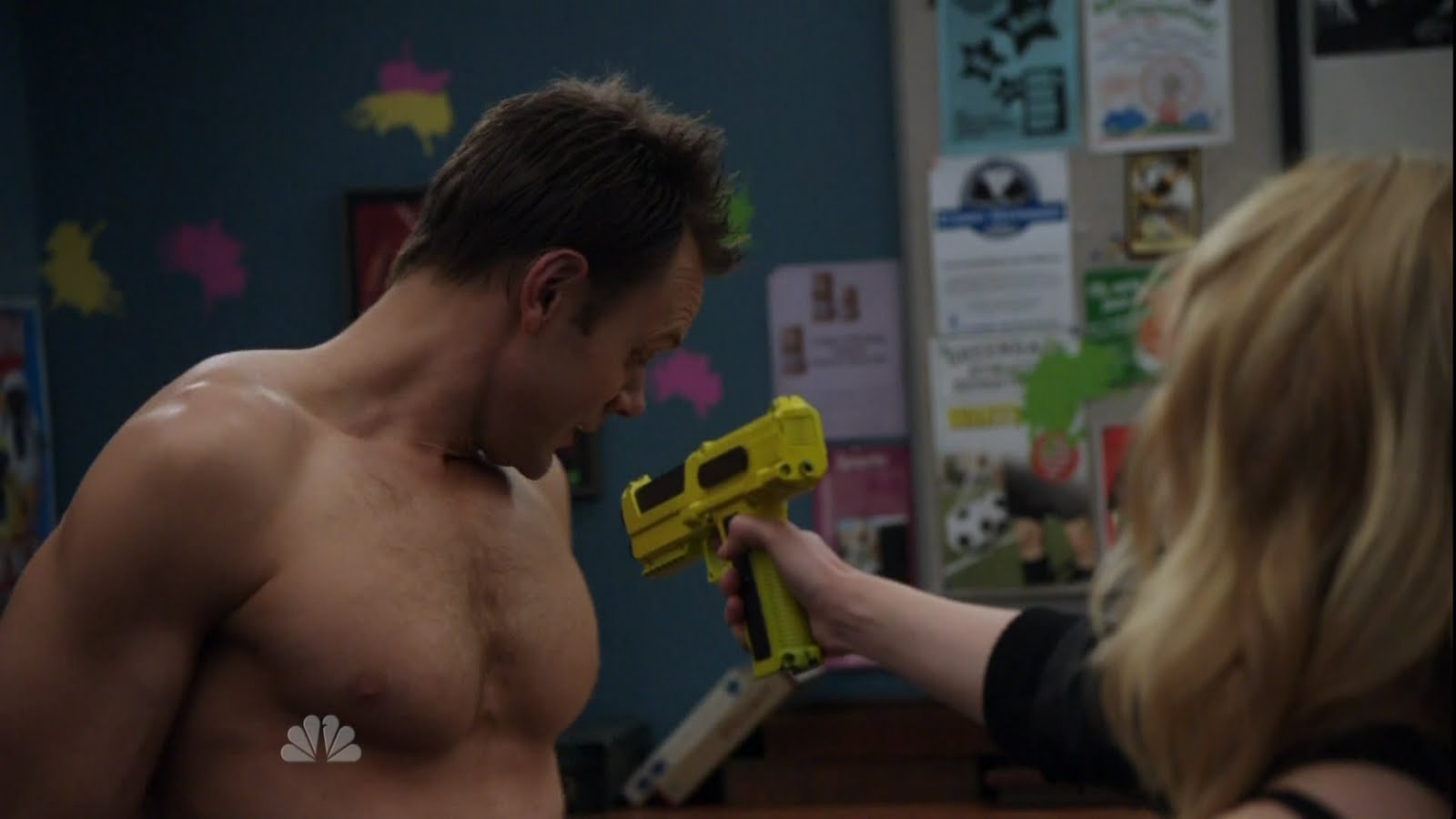 Joel McHale 3.0 -- Shirtless on Community.