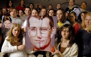 Cops seek help to id victim of the 'happy face killer' supernews2011: Happy face killer.