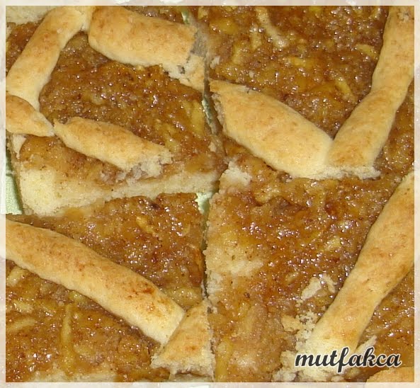 Mutfakça Elmalı Pasta
