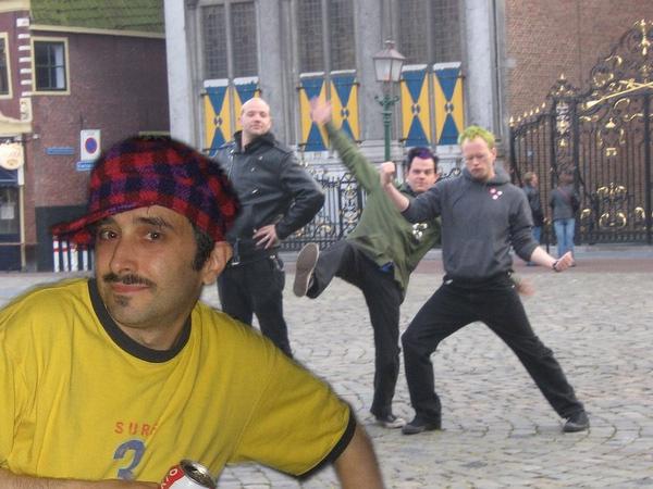 [low_budgets_photoshop.jpg]